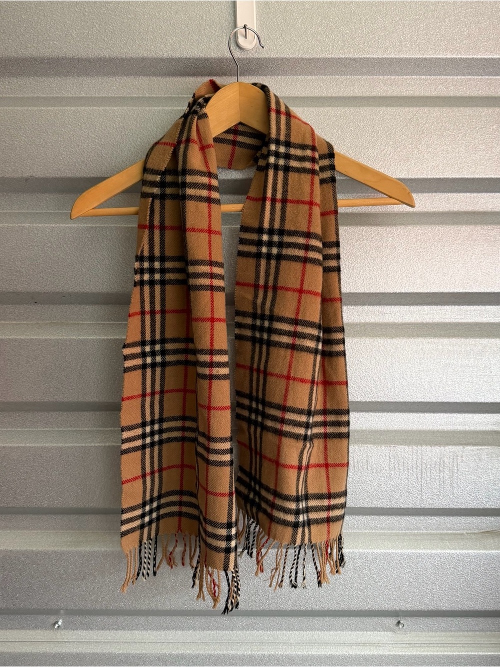 Burberry vintage nova check Lambswool scarf
